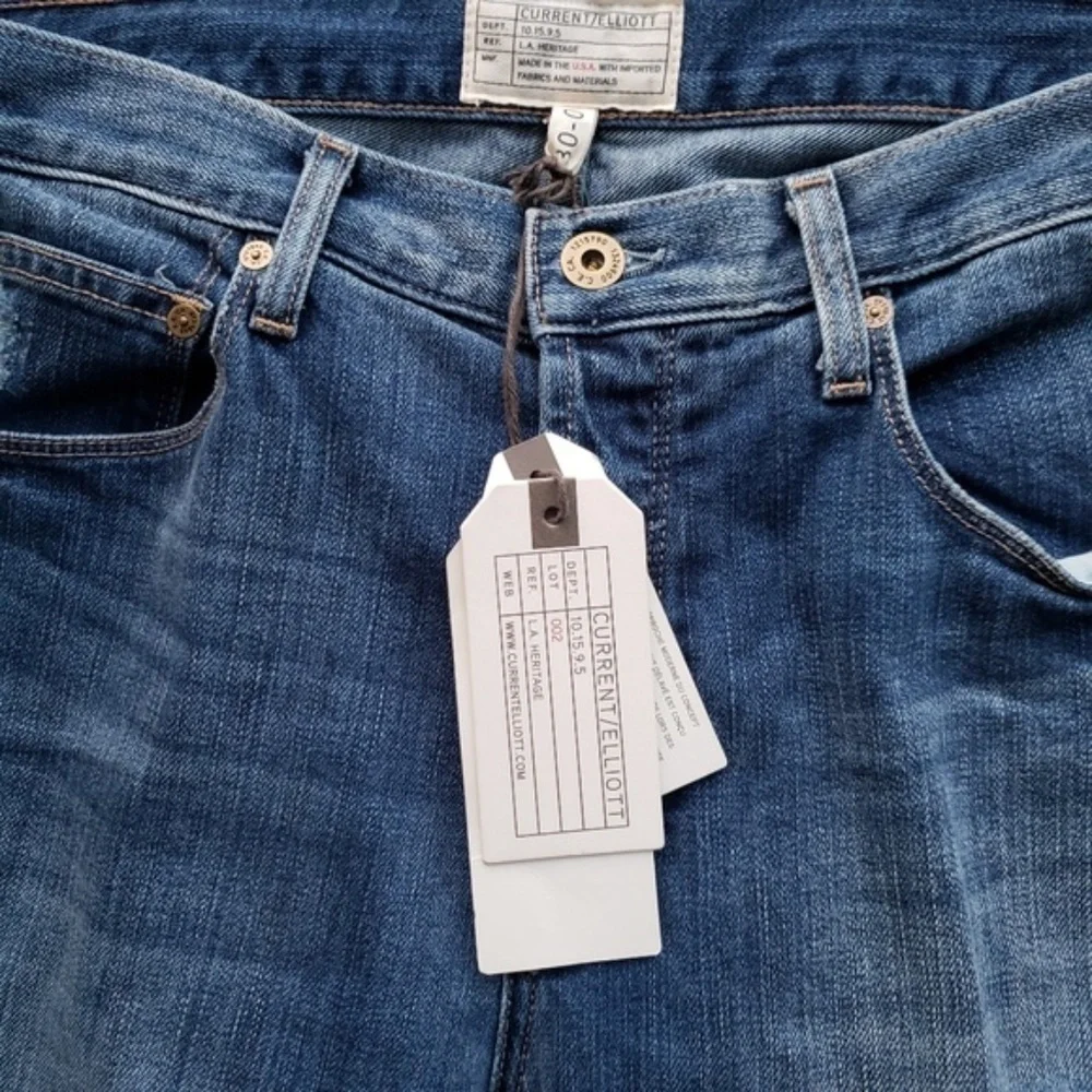 Current/Elliot Heritage Fit Borego Destroy Jeans